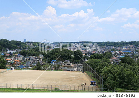 山口貯水池と村山貯水池と周辺の風景 81376192