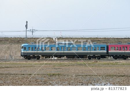 北陸本線 森本ー津幡 JR西日本 415系 C03編成 ① クハ415-803(金沢) 山側 北陸本線 森本ー津幡 JR西日本 415系 C03編成 ① クハ415-803(金沢) 山側 81377823