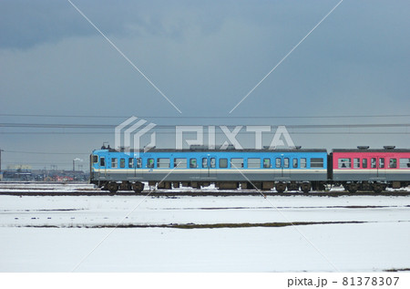 北陸本線 美川ー加賀笠間 JR西日本 415系 C06編成 ① クハ415-806(金沢) 山側 北陸本線 美川ー加賀笠間 JR西日本 415系 C06編成 ① クハ415-806(金沢) 山側 81378307