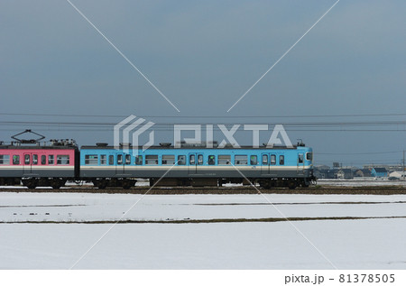 北陸本線 美川ー加賀笠間 JR西日本 415系 C11編成 ③ クモハ415-811(金沢) 山側 北陸本線 美川ー加賀笠間 JR西日本 415系 C11編成 ③ クモハ415-811(金沢) 山側 81378505