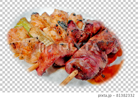 庶民的で素朴な焼き鳥「肝とねぎま」水彩画風  絵手紙 81382332