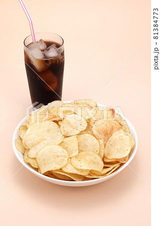 ポテトチップス イメージ 81384773