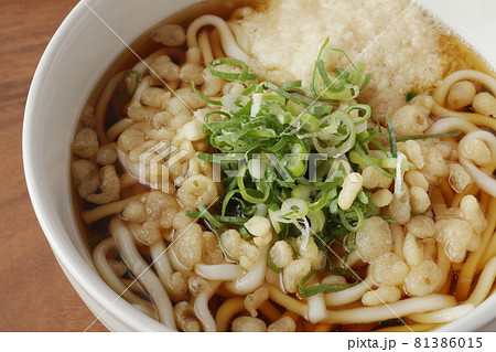 冷やしぶっかけうどん（手料理） 81386015