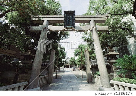 難波八阪神社 鳥居 難波八阪神社 鳥居 81386177