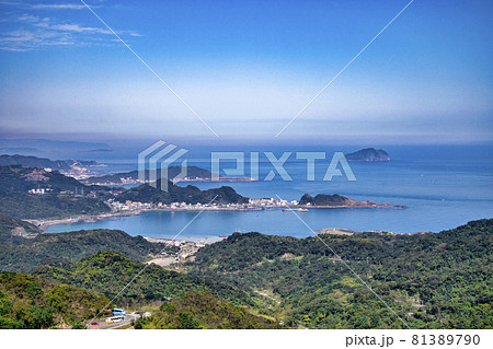 台湾　九份（きゅうふん）から眼下の景色 81389790