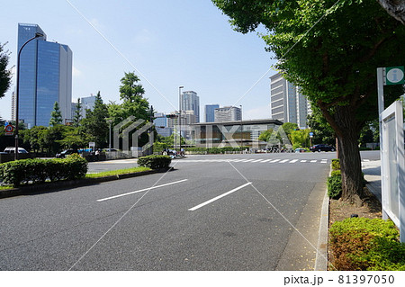 8月　千代田306首相官邸と茱萸坂 81397050
