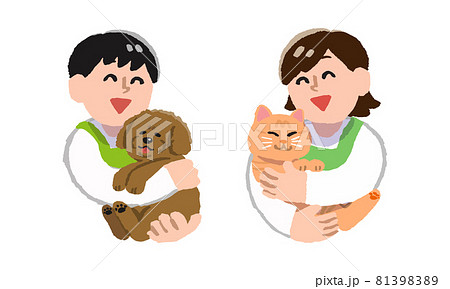 犬と猫を抱っこするエプロン姿の男女 手描きカラー のイラスト素材 8139