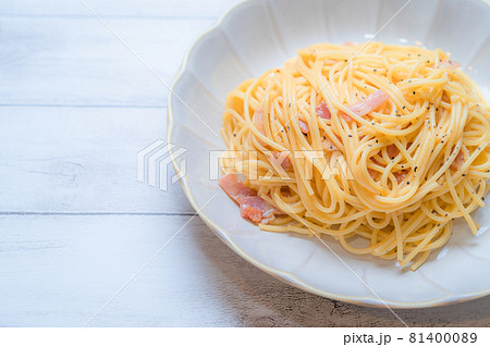 スパゲティ・カルボナーラ スパゲティ・カルボナーラ 81400089