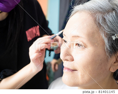 エルダー 長老 老人 81401145