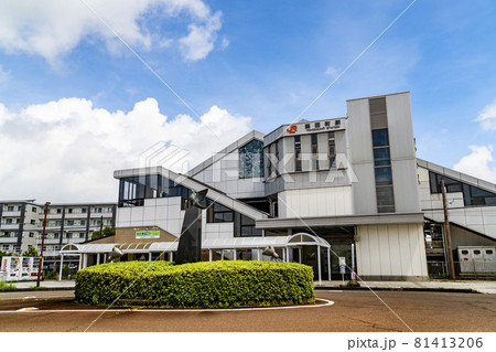 JR東海道線の豊田町駅／南口 81413206