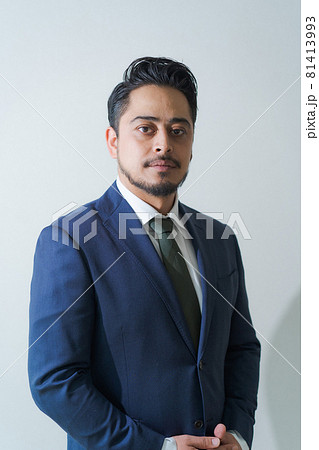 ビジネスマン 30代 中東系 ビジネスマン 30代 中東系 81413993