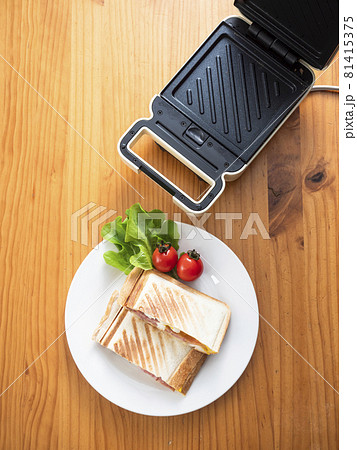 ホットサンド　ハムエッグ 81415375