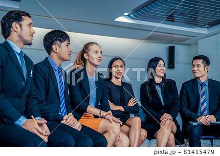 Businessmen and businesswomen celebrating success. 81415479