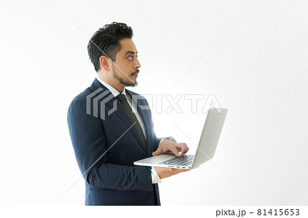 ビジネス　男性　中東 81415653