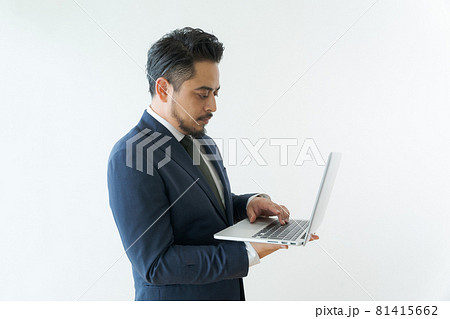 ビジネス　男性　中東 81415662