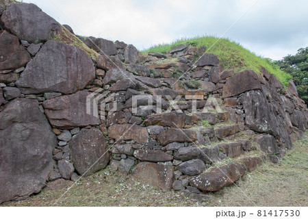 巨大な廃墟　肥前名護屋城 81417530