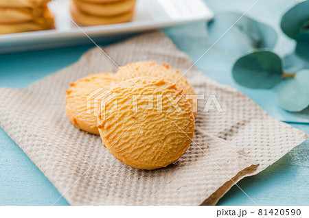 バタークッキー 81420590