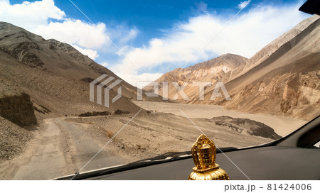 インド・ラダック地方 Pangong Lake Road, Ladakh, India インド・ラダック地方 Pangong Lake Road, Ladakh, India 81424006