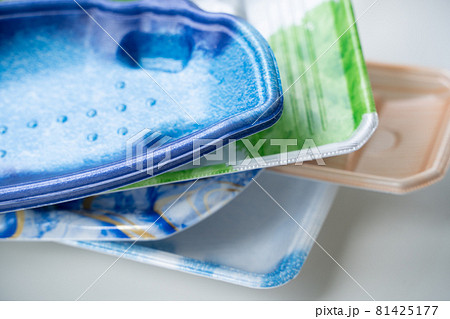 青いプラスチック製トレー 39枚 トレー プラスチック