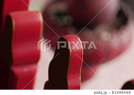 古い 古びた 古ぼけた 81446449