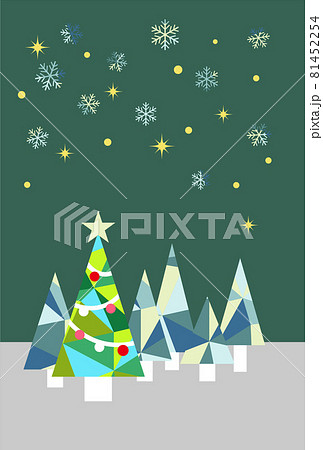 クリスマスのツリーと星空 81452254