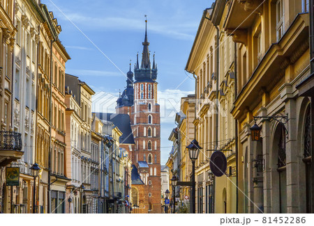 Street in Krakow, Poland 81452286