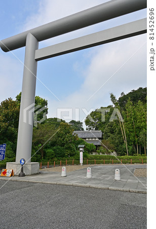 野田市内散歩：櫻木神社　大鳥居 81452696