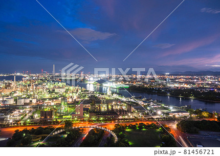 《三重県》四日市の工場夜景・コンビナート 《三重県》四日市の工場夜景・コンビナート 81456721