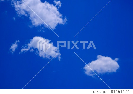 青い空と雲_2 81461574