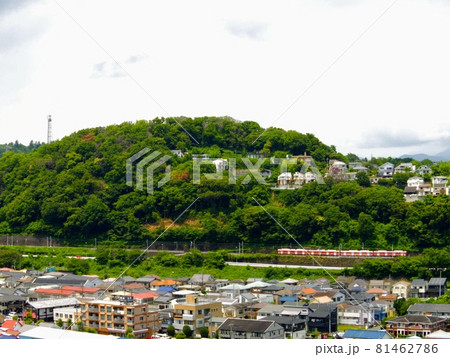 【神奈川_小田原】山道を行く列車 81462786
