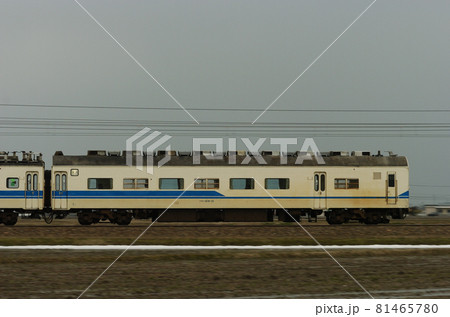 北陸本線 美川-加賀笠間 JR西日本 419系 D15編成 クモハ419-15(敦賀) 山側 流し撮 北陸本線 美川-加賀笠間 JR西日本 419系 D15編成 クモハ419-15(敦賀) 山側 流し撮 81465780