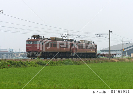 北陸本線 野々市-松任 JR貨物 EF81-30+EF81-2+コキ52216 松任工場 配給 北陸本線 野々市-松任 JR貨物 EF81-30+EF81-2+コキ52216 松任工場 配給 81465911