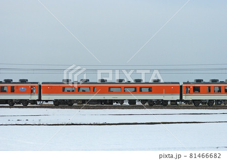 北陸本線　美川ー加賀笠間　JR西日本　キロ65系　②　キロ29-554（金沢）　アストル　山側 81466682