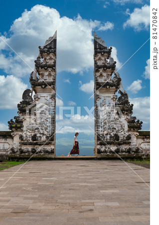 バリ島Lempuyang寺院での風景 81470842