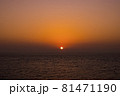 海 夕焼け 夕暮れ 81471190