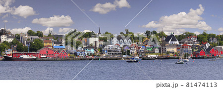 Panoramic view of UNESCO world heritage site of historic downtown Lunenburg and harbor at the Atlantic Ocean, Nova Scotia, Canada 81474113