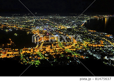 函館夜景（HDR合成）　函館山展望台より 81475637