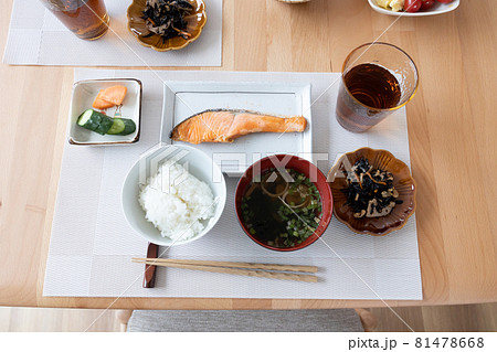 和食 朝ごはん(人物無し) 和食 朝ごはん(人物無し) 81478668