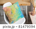 ペイント柄のクッション 81479394
