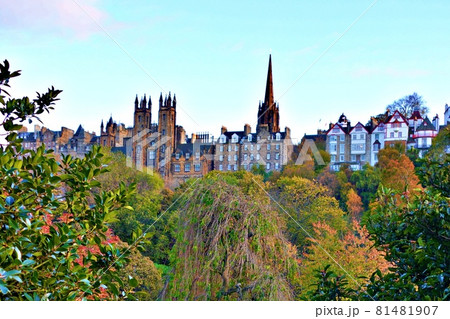スコットランド　エディンバラの紅葉1−1 81481907