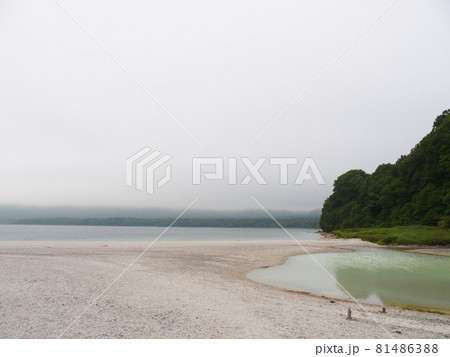 恐山菩提寺 宇曽利山湖 風景 恐山菩提寺 宇曽利山湖 風景 81486388