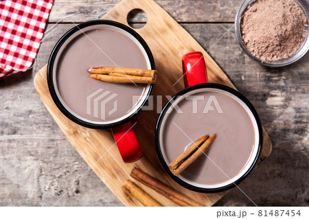 Traditional Mexican chocolate atole . 81487454