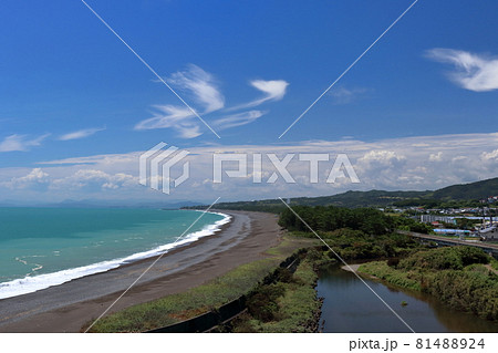 琴ヶ浜 赤野休憩所からの景観 夏 (高知県) 琴ヶ浜 赤野休憩所からの景観 夏 (高知県) 81488924