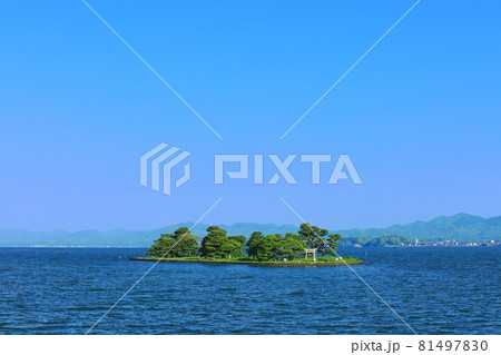 【島根県】晴天下の嫁ヶ島(宍道湖) 【島根県】晴天下の嫁ヶ島(宍道湖) 81497830
