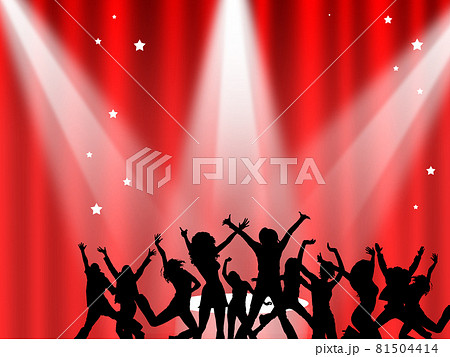 ステージ舞台上のスポットライトを浴びて歓喜するシルエットの観客のイラスト素材