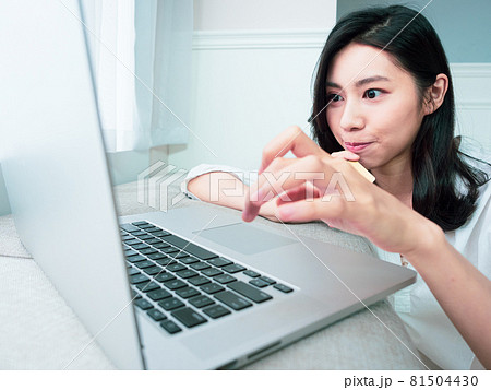 ノートパソコン ラップトップ PC 81504430