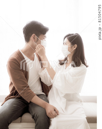 女性 メス 女の人 81504795