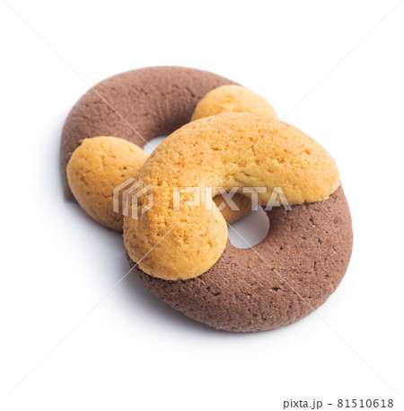 Sweet round biscuits. Cookies with double flavor. 81510618