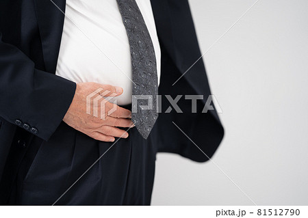 ビジネスマン　メタボ　肥満　シニア男性 81512790