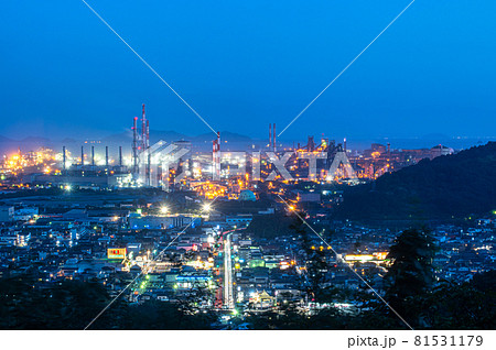 光芒の楼閣 福山市工場夜景 光芒の楼閣 福山市工場夜景 81531179